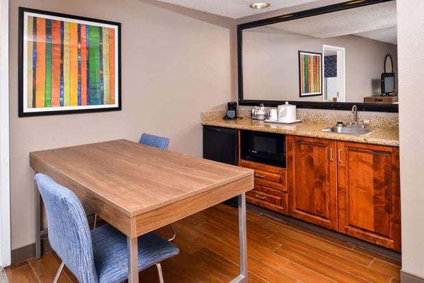 Images Hampton Inn Emporia