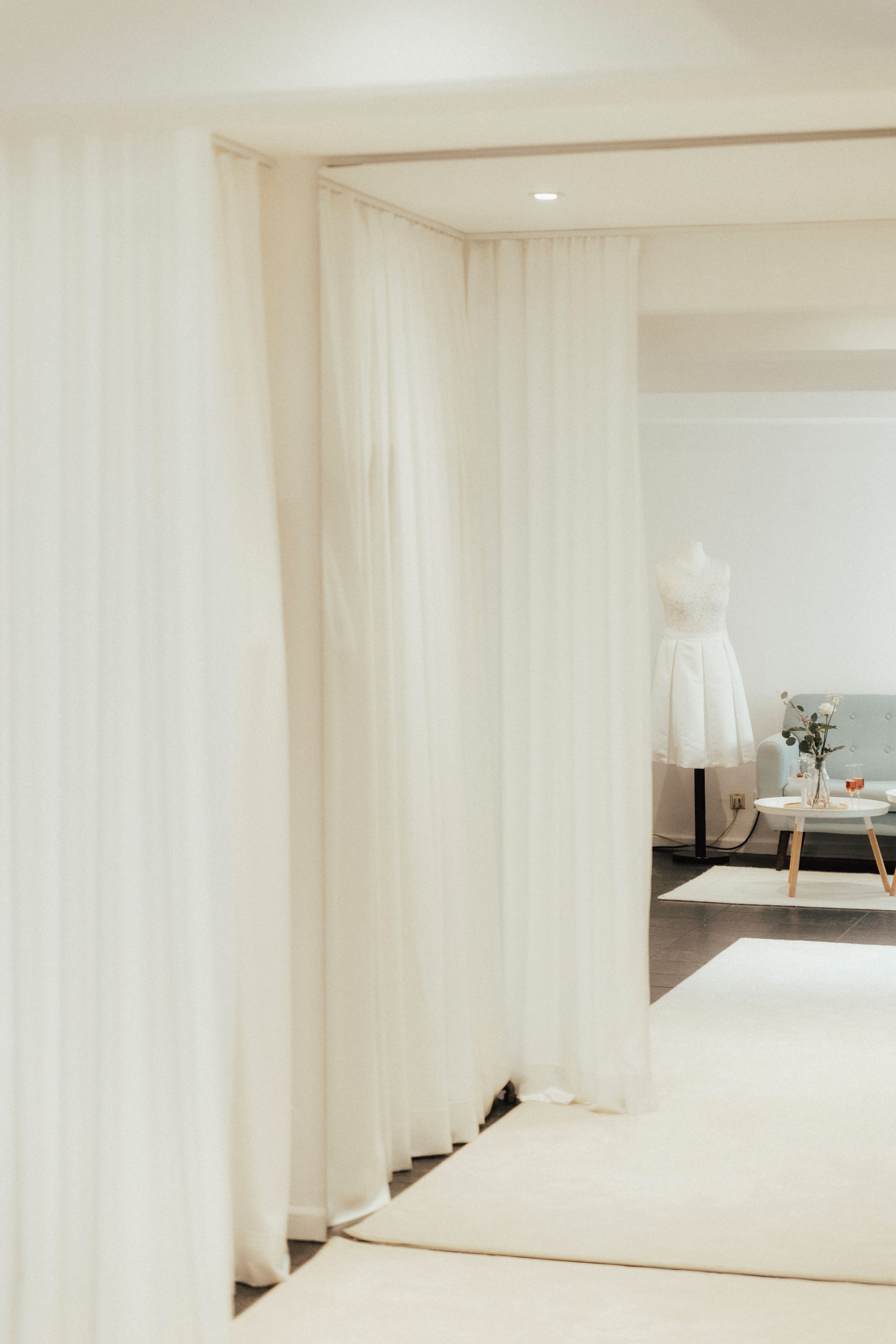 Bilder Vollkommen.Braut. - The Curvy Bridal Boutique / Plus Size Brautmode Hamburg