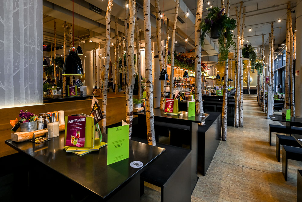 HANS IM GLÜCK - STUTTGART Caleido, Tübinger Straße 41-43 in Stuttgart