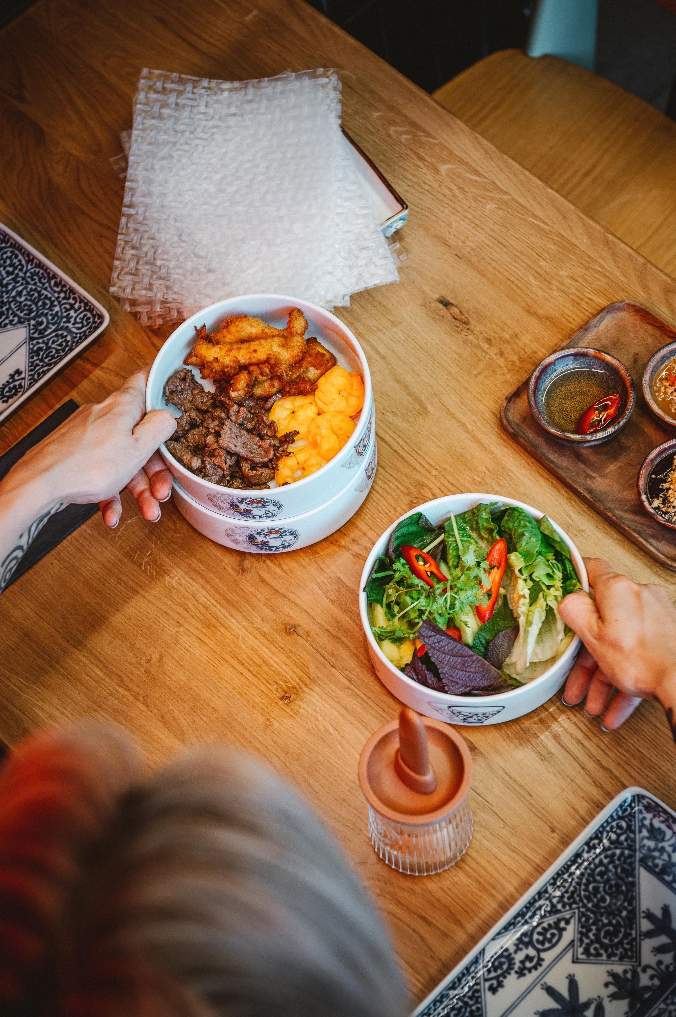 PHO - Noodlebar (Zoo), Hardenbergplatz 2 in Bezirk Charlottenburg-Wilmersdorf