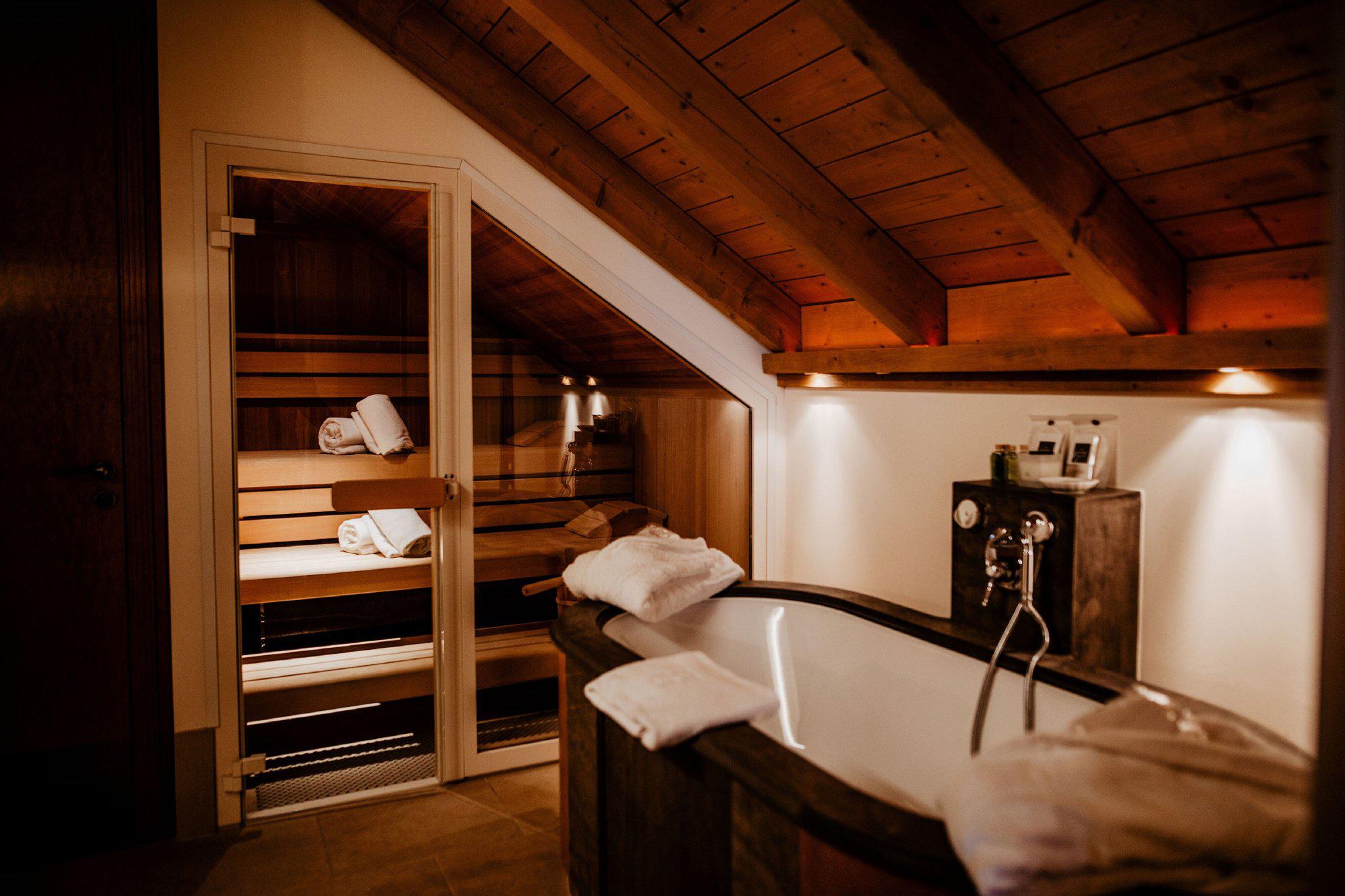 Schloss Fuschl, a Luxury Collection Resort & Spa, Fuschlsee-Salzburg, Schloss Strasse 19 in Hof Bei Salzburg