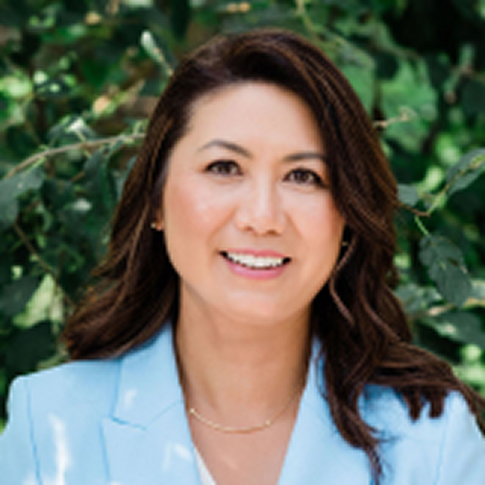 Yvonne Chan headshot.