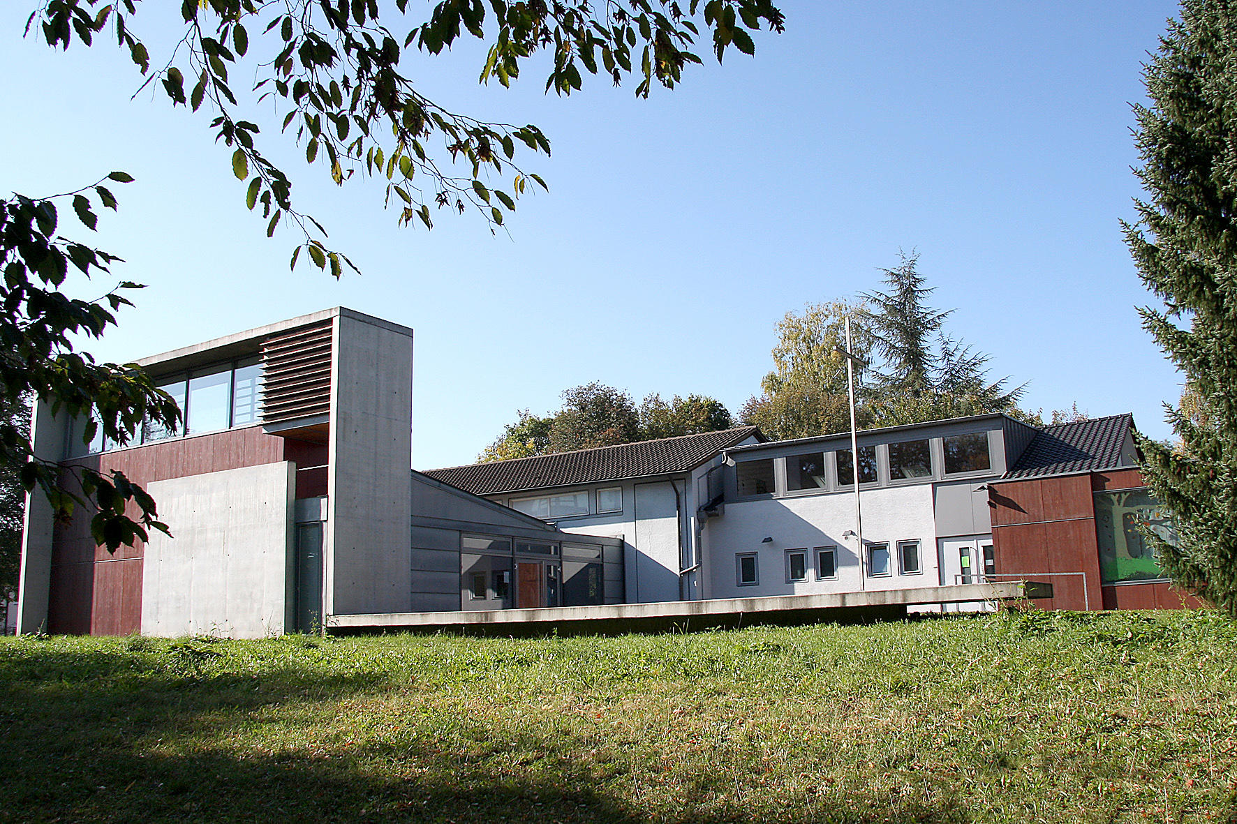 Martin-Luther-Kirche Waiblingen - Evangelische Kirchengemeinde Waiblingen, Danziger Platz 36 in Waiblingen
