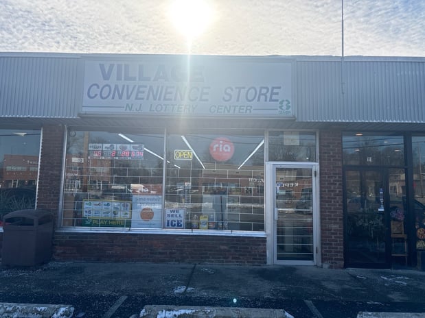 Images CoinFlip Bitcoin ATM - Village Convenience Store (Parsippany)