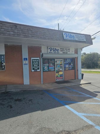 Images CoinFlip Bitcoin ATM - Vibe Smoke & Mini Mart (Jacksonville)