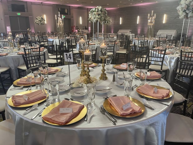 Images Holiday Inn & Suites Chicago North Shore (Skokie) by IHG