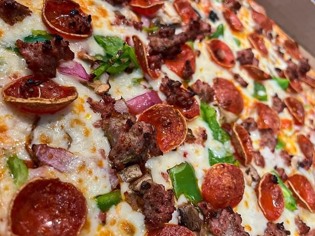 Images Hall's Kitchen Pizza and Subs