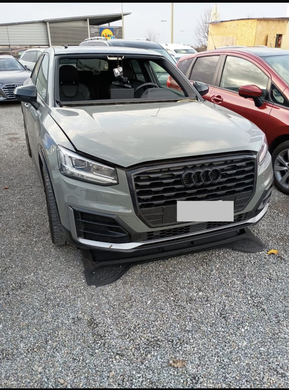 Bilder AUTOGLASDOC - Scheiben Austausch und Steinschlag Reparatur