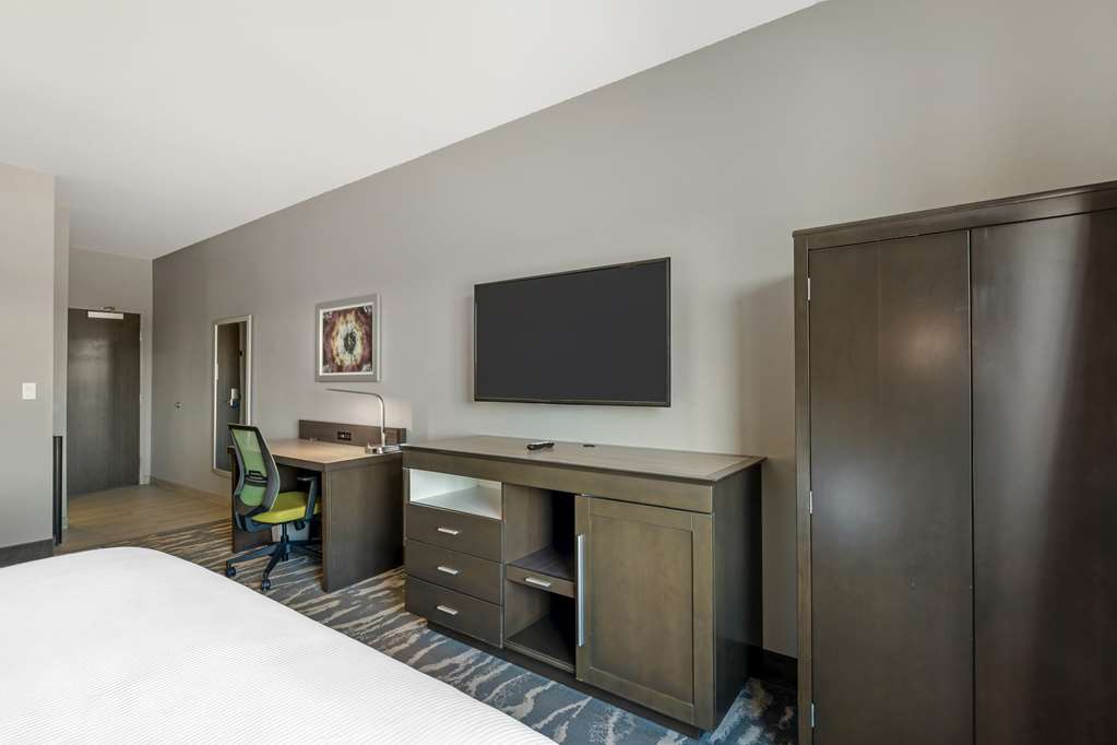 King Bed Room