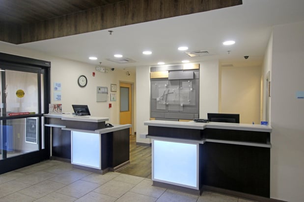 Images Holiday Inn Express & Suites Greensboro-East by IHG