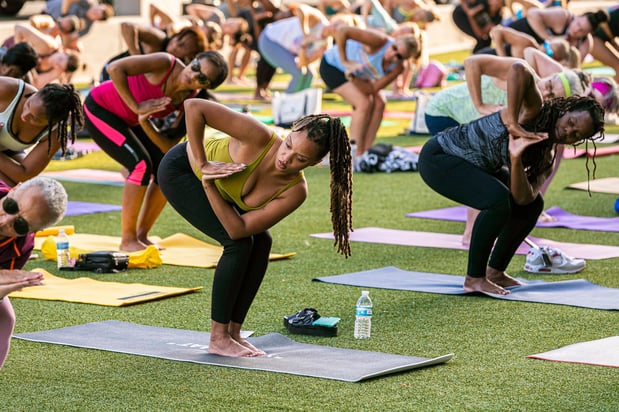 Images YogaSix Potomac