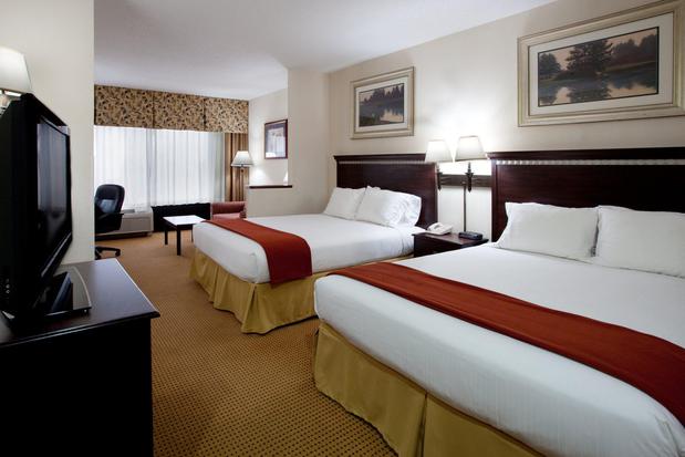 Images Holiday Inn Express & Suites Lexington-Hwy 378, an IHG Hotel