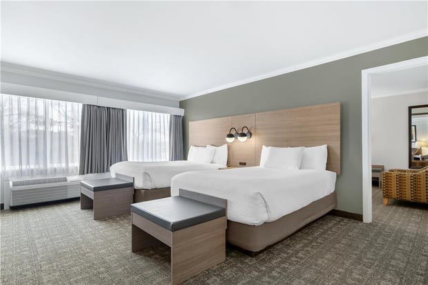 Images Best Western Plus Windjammer Inn & Conference Center