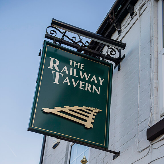 The Railway Tavern Logo