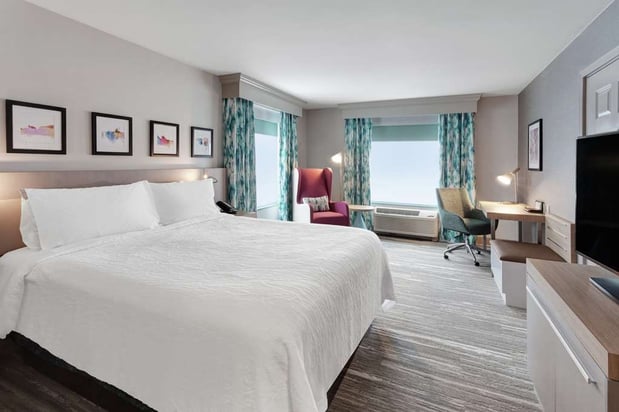 Images Hilton Garden Inn Chicago North Shore/Evanston