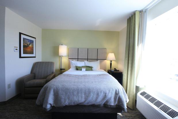 Images Candlewood Suites St. Joseph by IHG