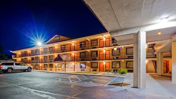 Images SureStay by Best Western Tupelo North