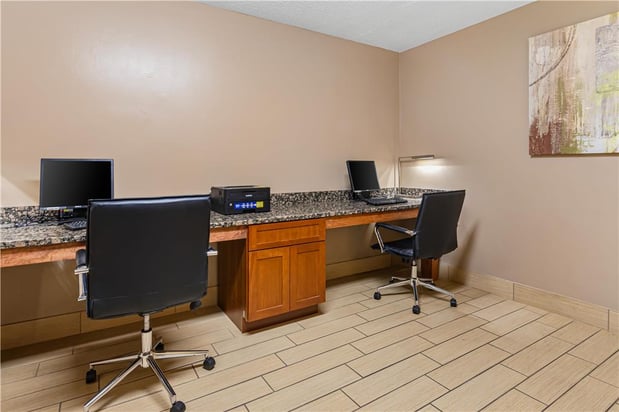 Images Best Western Ambassador Inn & Suites