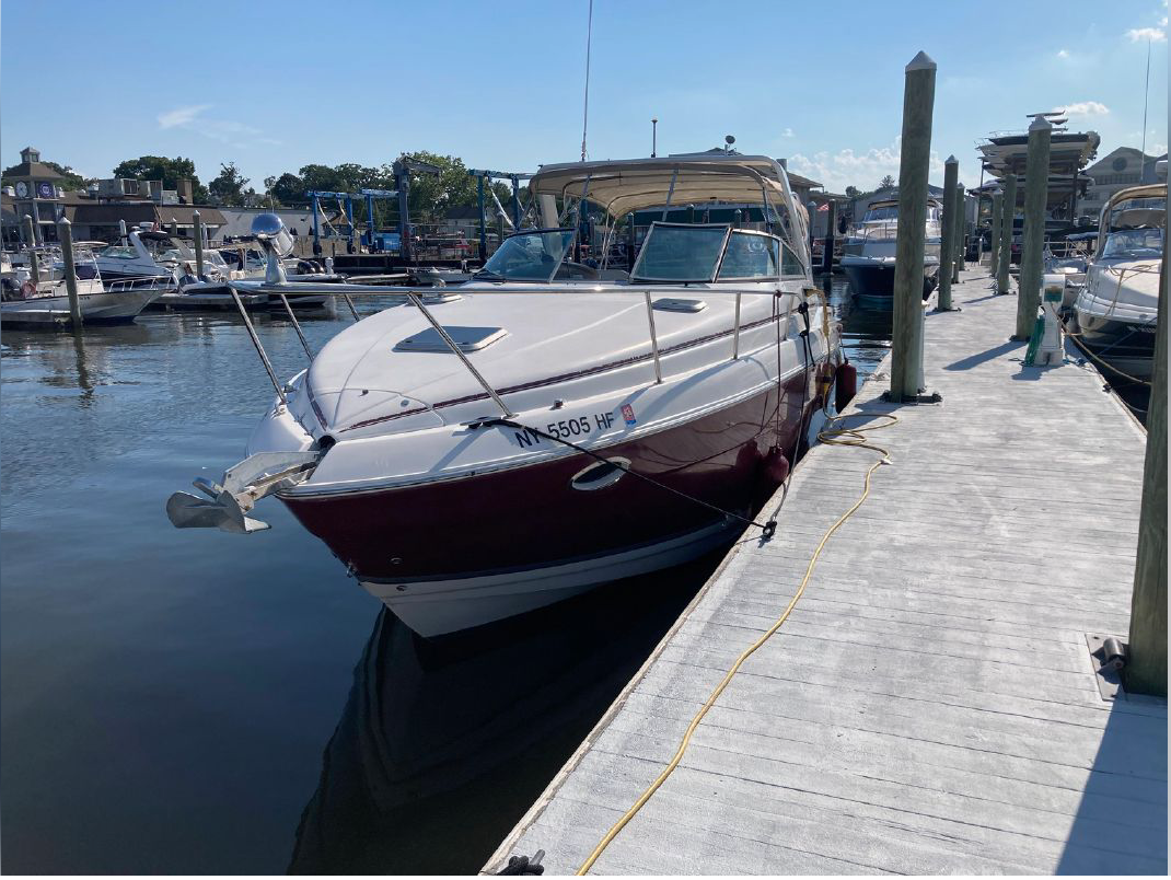 Venture Yachting Sales &amp; Brokerage Logo