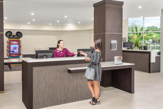 Images Crowne Plaza Orlando - Lake Buena Vista by IHG