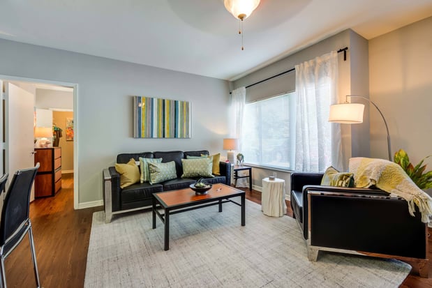 Images Eagle Walk Off-Campus Student Housing