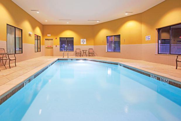 Images Holiday Inn Express & Suites Amarillo South by IHG