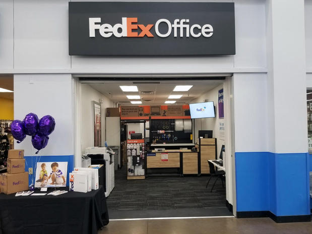 Images FedEx Office Print & Ship Center