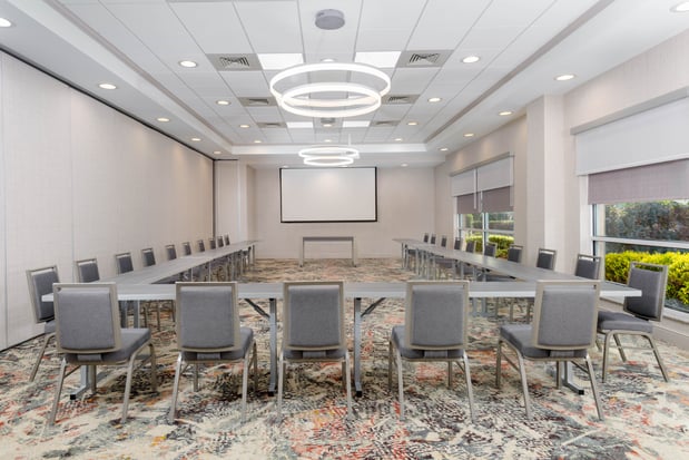 Images Hilton Garden Inn Buffalo Airport