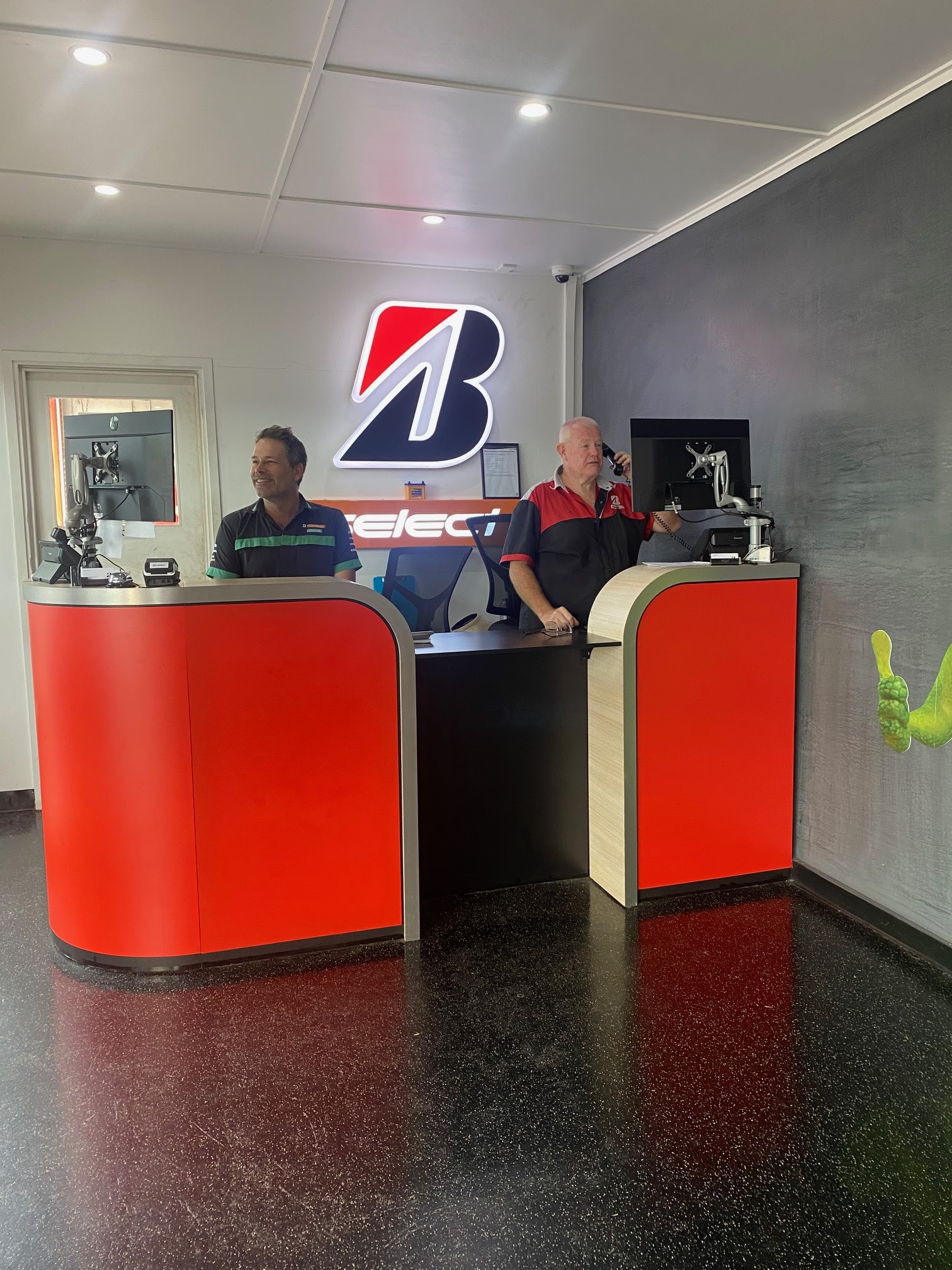Images Bridgestone Select Tyre & Auto Coorparoo