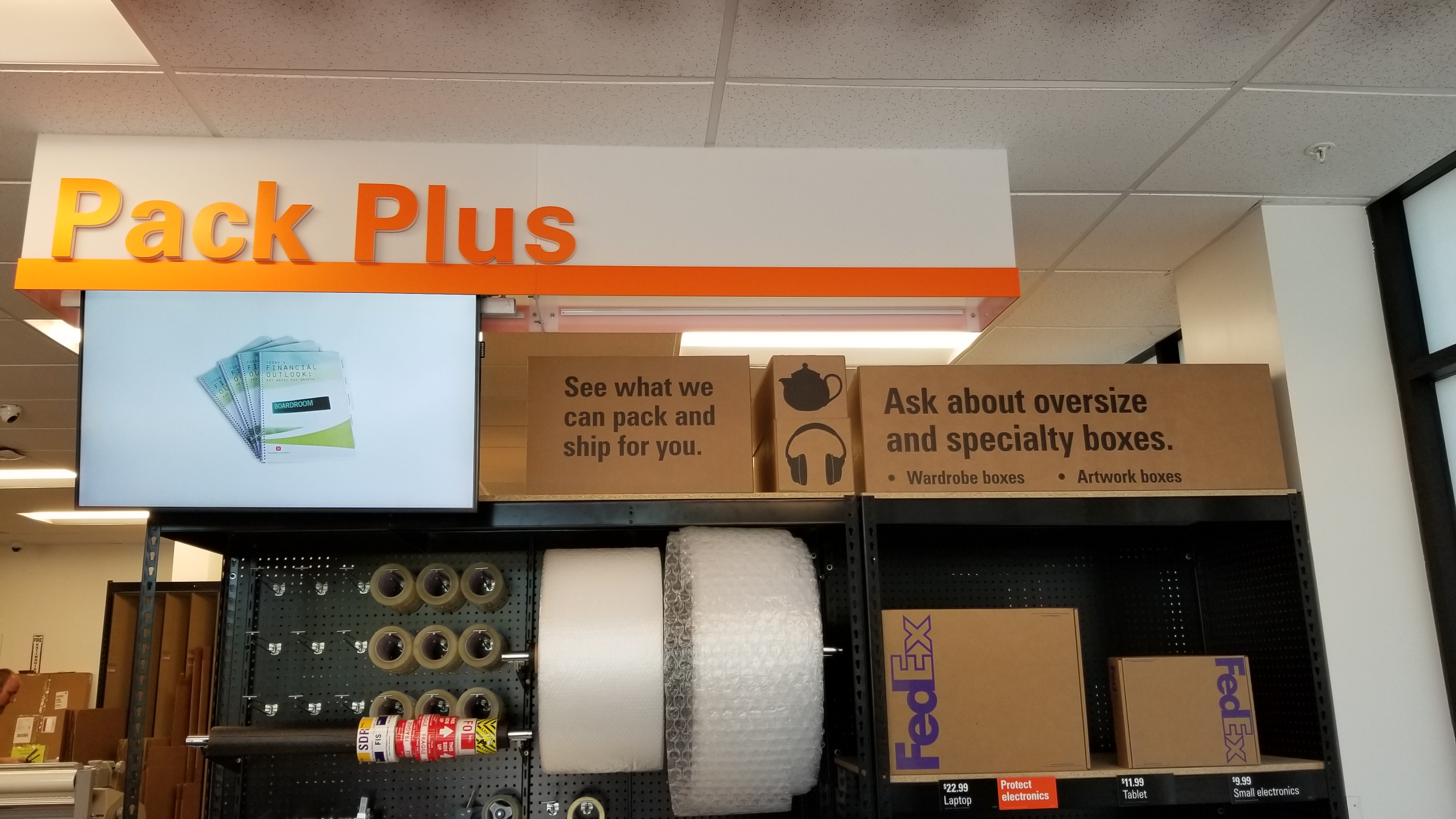 FedEx Office Print & Ship Center Image