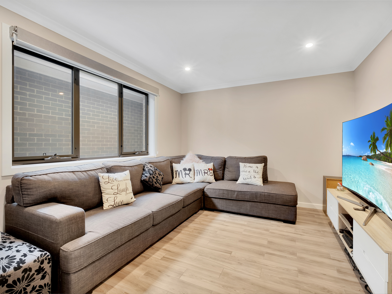 Images Blackshaw Real Estate Tuggeranong