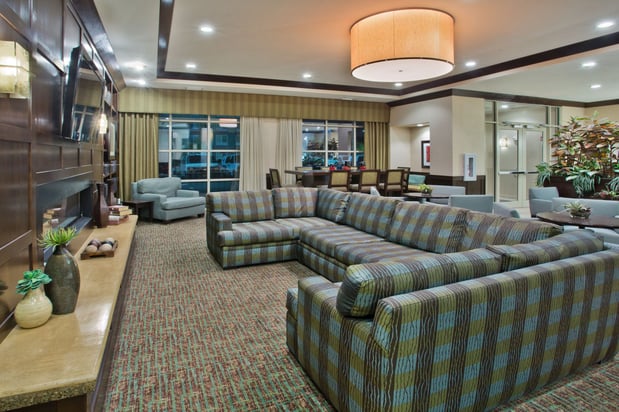 Images Crowne Plaza Anchorage-Midtown by IHG