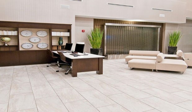 Images Holiday Inn Austin Airport by IHG