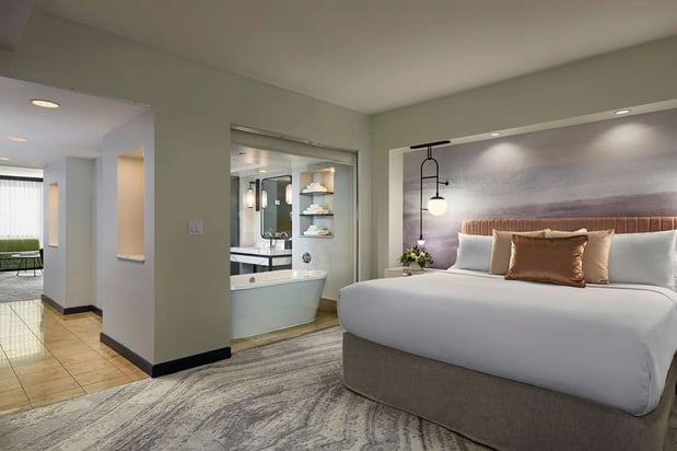 Images Hotel 1000, LXR Hotels & Resorts