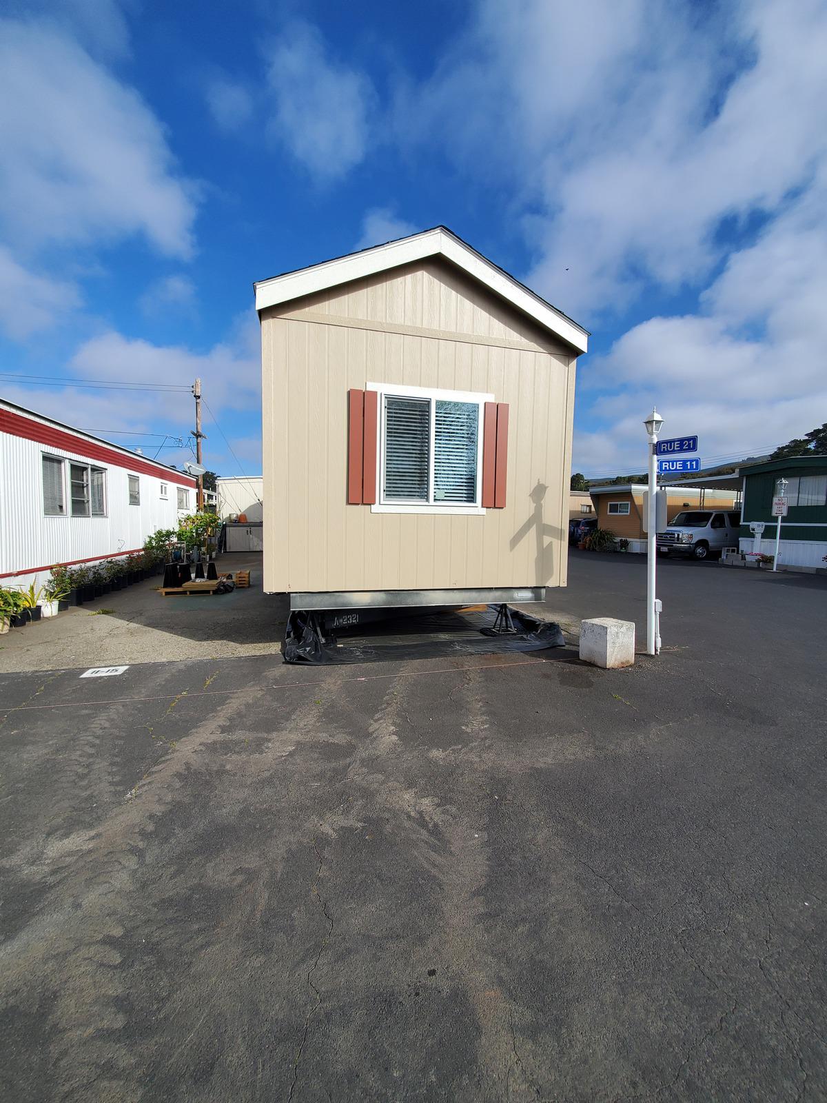 Looking for a mobile home in beautiful South San Francisco? Feel free to stop by Treasure Island Mobile Home and RV Park to see the available mobile homes from Advantage Homes.