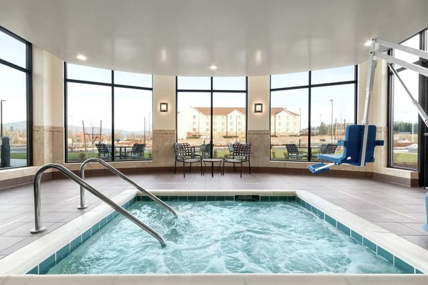 Images Hilton Garden Inn Medford