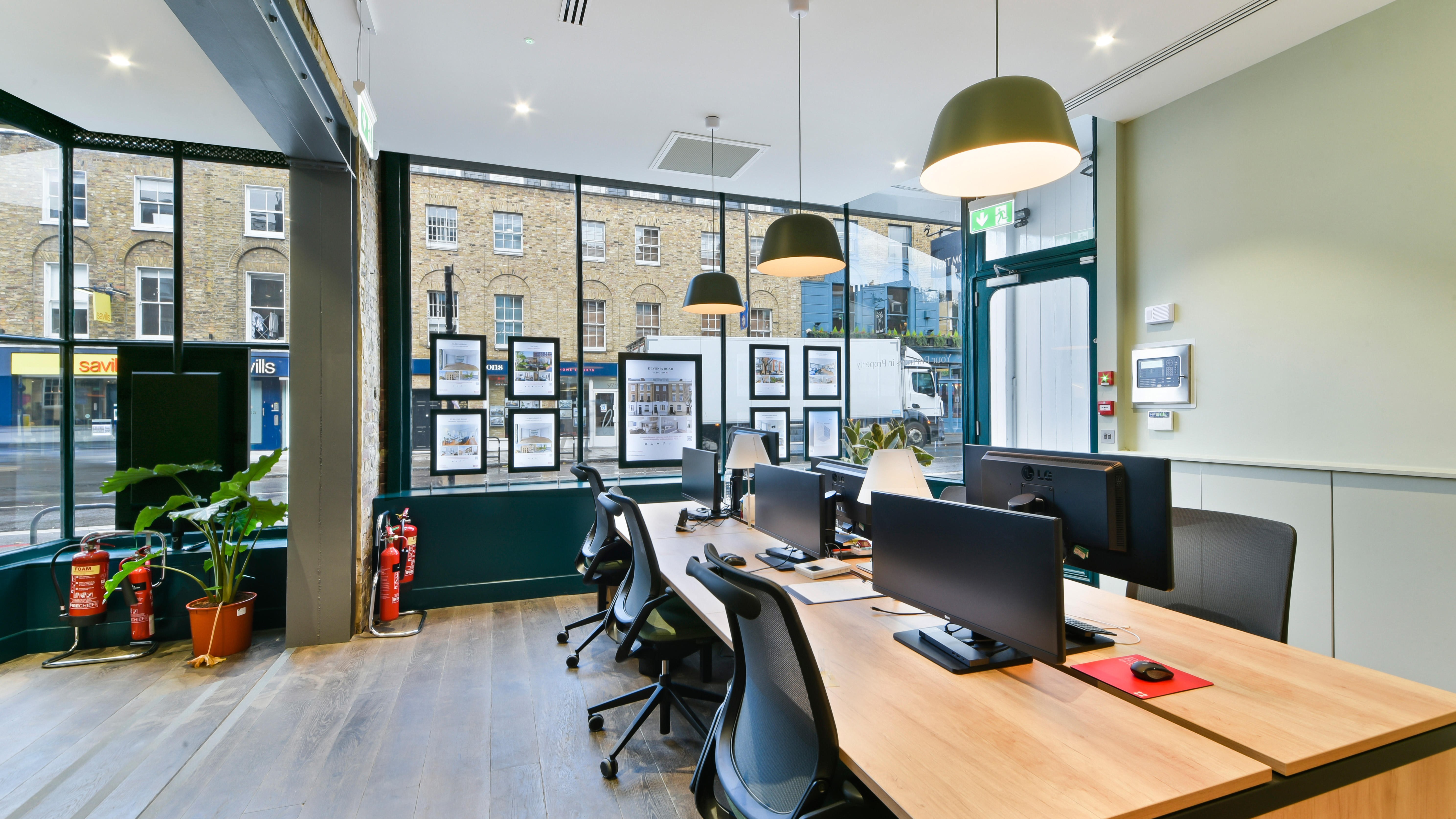 Interiors Knight Frank Estate agents in Islington