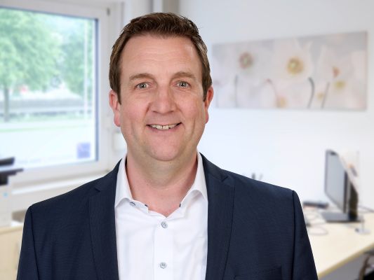 AXA Versicherung Sebastian Konrad in Moers, Seminarstraße 2 in Moers