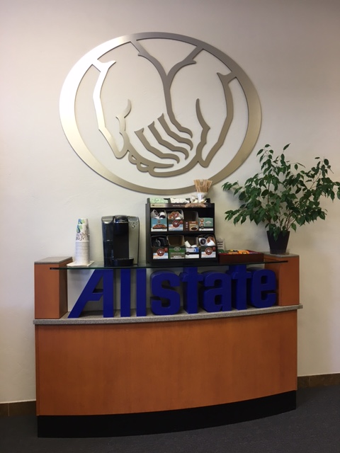 Images Tom Hessler: Allstate Insurance