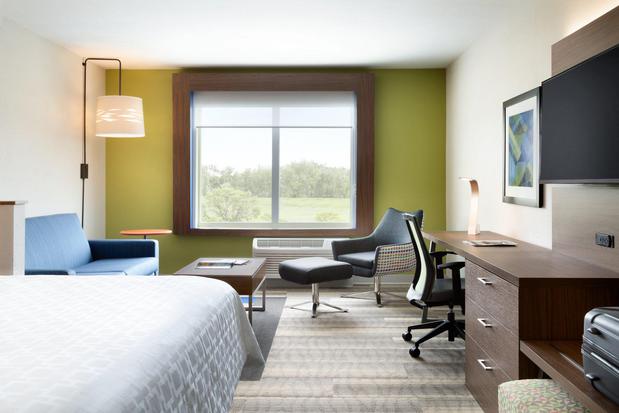 Images Holiday Inn Express & Suites Heath - Newark by IHG