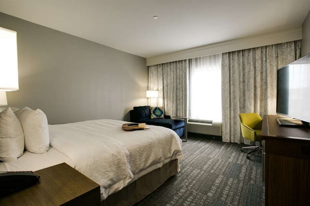 Images Hampton Inn & Suites Dallas/Ft. Worth Airport South