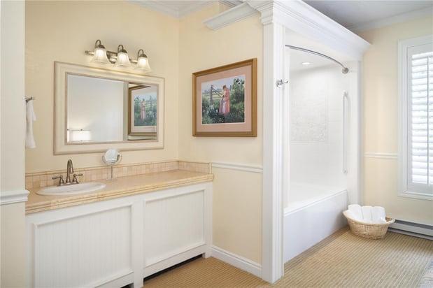 Images Best Western Grandma's Feather Bed