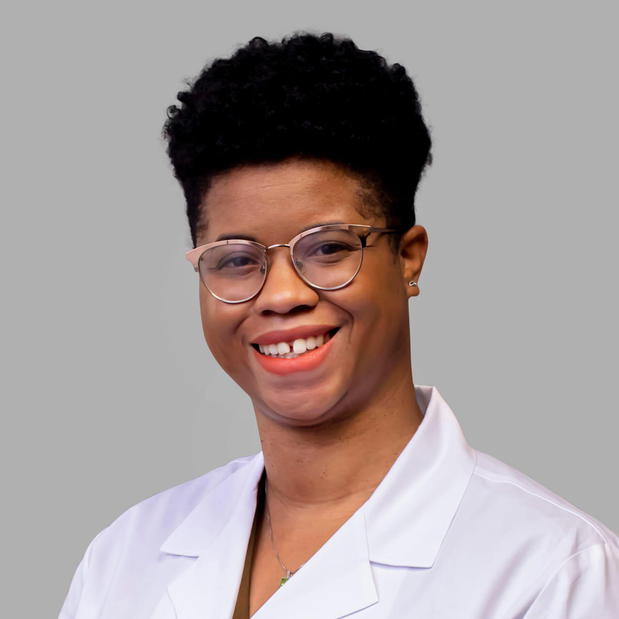 Images Zoe Julian, MD