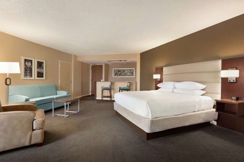 Guest room