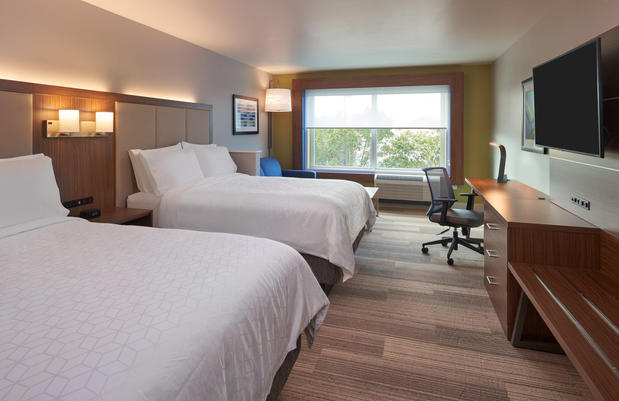 Images Holiday Inn Express & Suites Doral - Miami by IHG