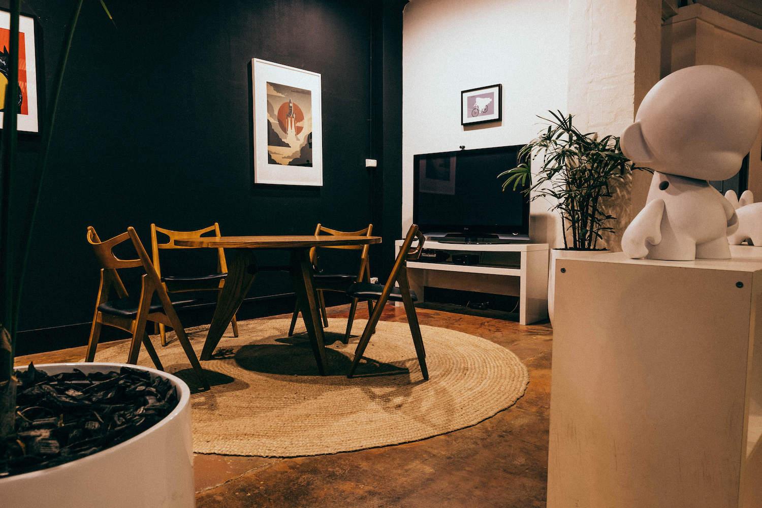 Images REBORN Digital Agency