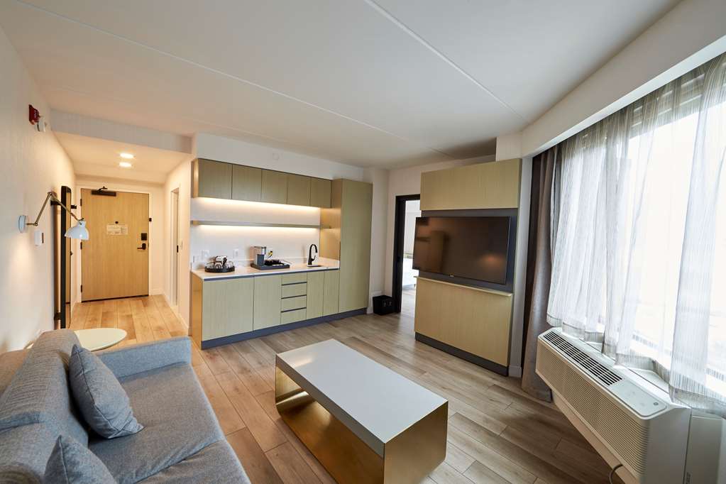 Images Bloom Mississauga, Tapestry Collection by Hilton