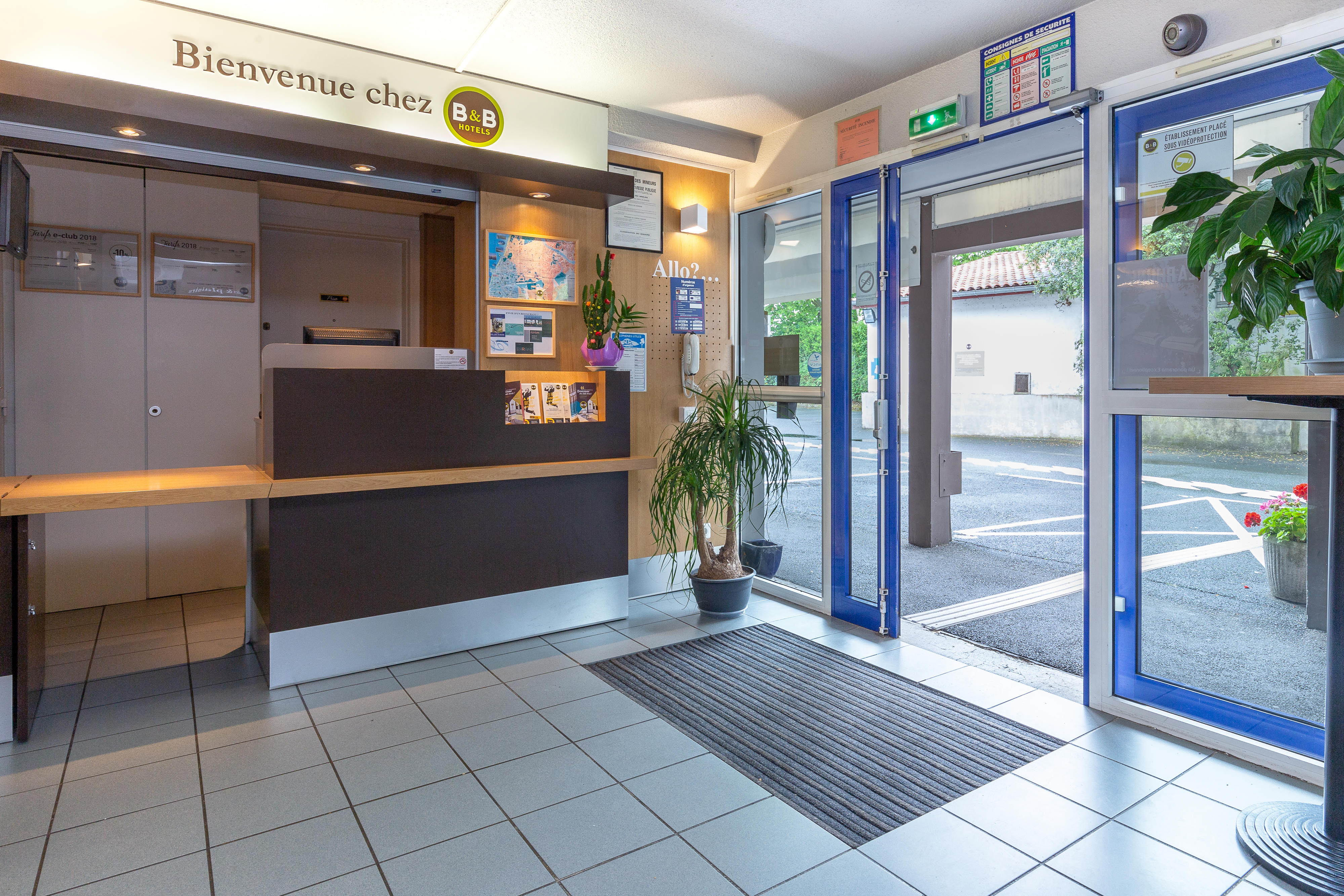 B&B HOTEL Bayonne in BAYONNE, 29 Rue du Colonel Melville Lynch Hôtels