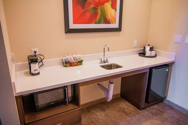 Images Hampton Inn & Suites Dallas/Frisco North-FieldhouseUSA