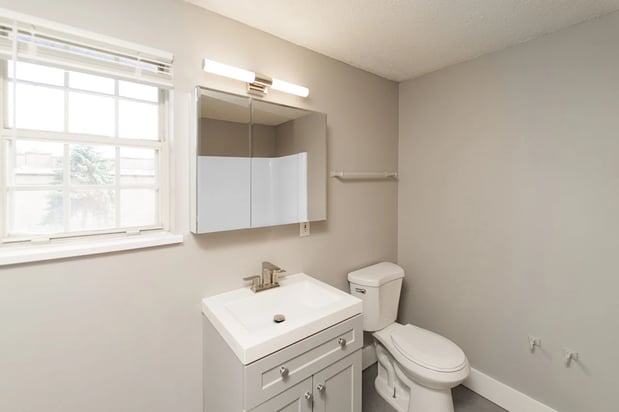 Images Bayshore Apartments